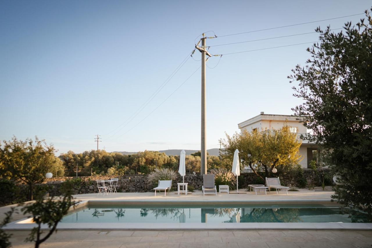 Prestigiosa Villa Con Piscina Condominiale مونوبولي المظهر الخارجي الصورة