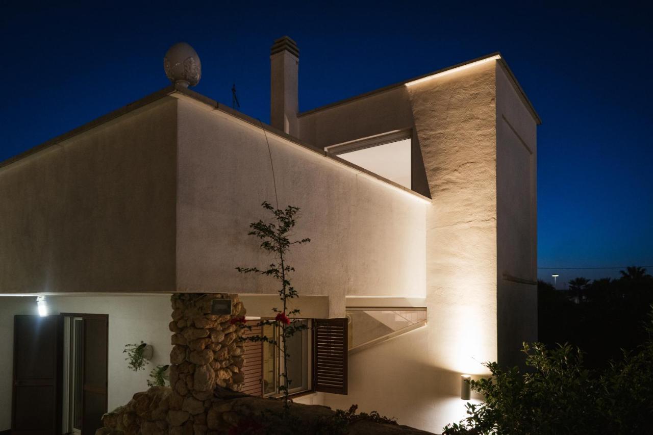 Prestigiosa Villa Con Piscina Condominiale مونوبولي المظهر الخارجي الصورة