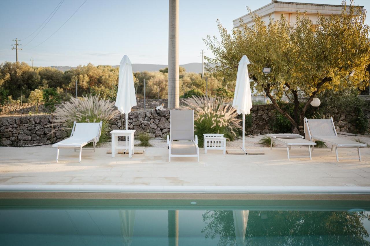 Prestigiosa Villa Con Piscina Condominiale مونوبولي المظهر الخارجي الصورة